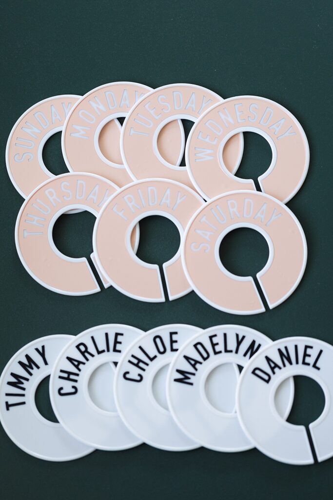 Round Closet Dividers made on a Cricut | Closet Dividers template for Cricut | Get the free SVG file for labels these round closet dividers at Moms Printables!